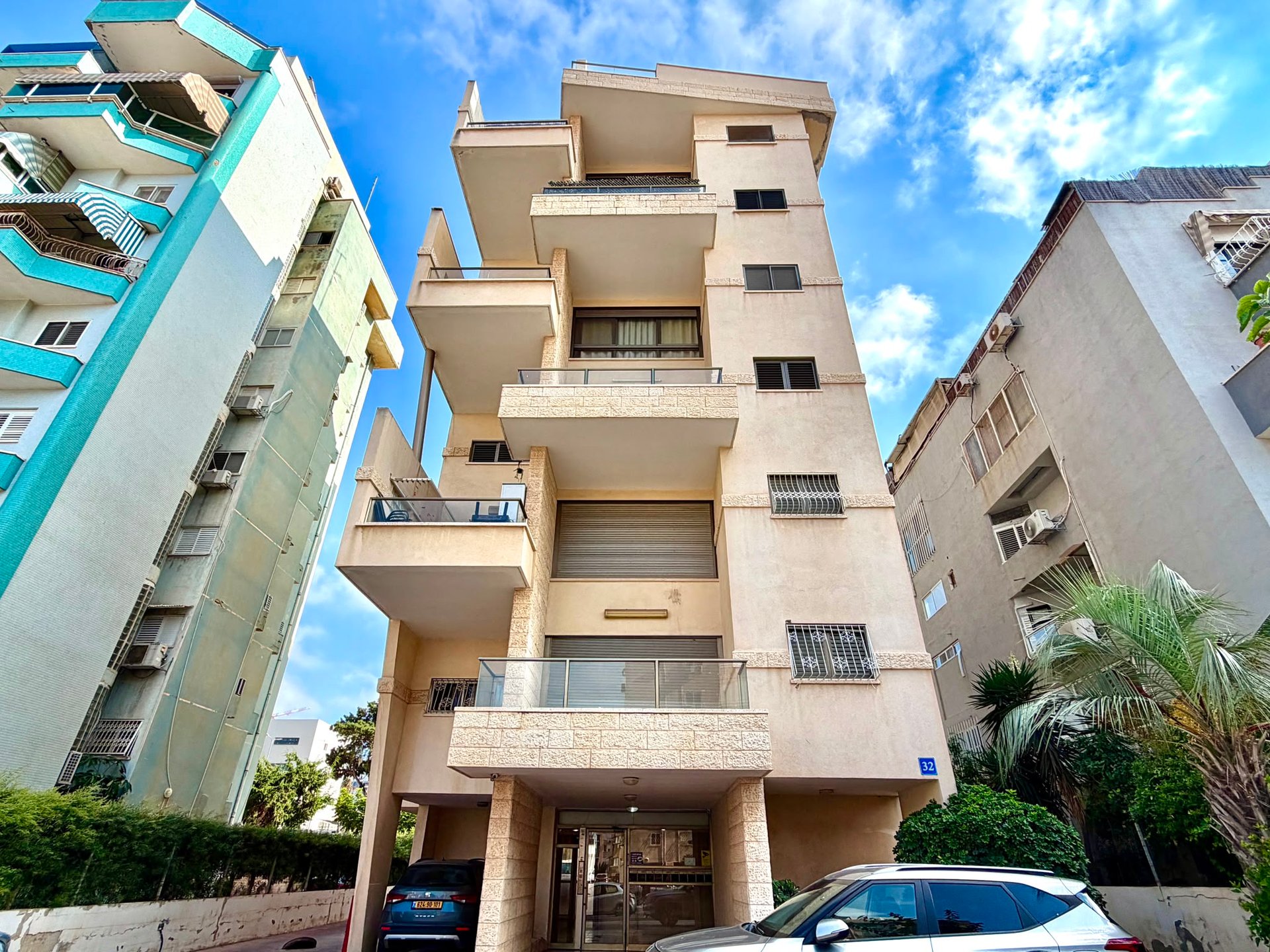 duplex 5 pieces sur  Ben avi Netanya 